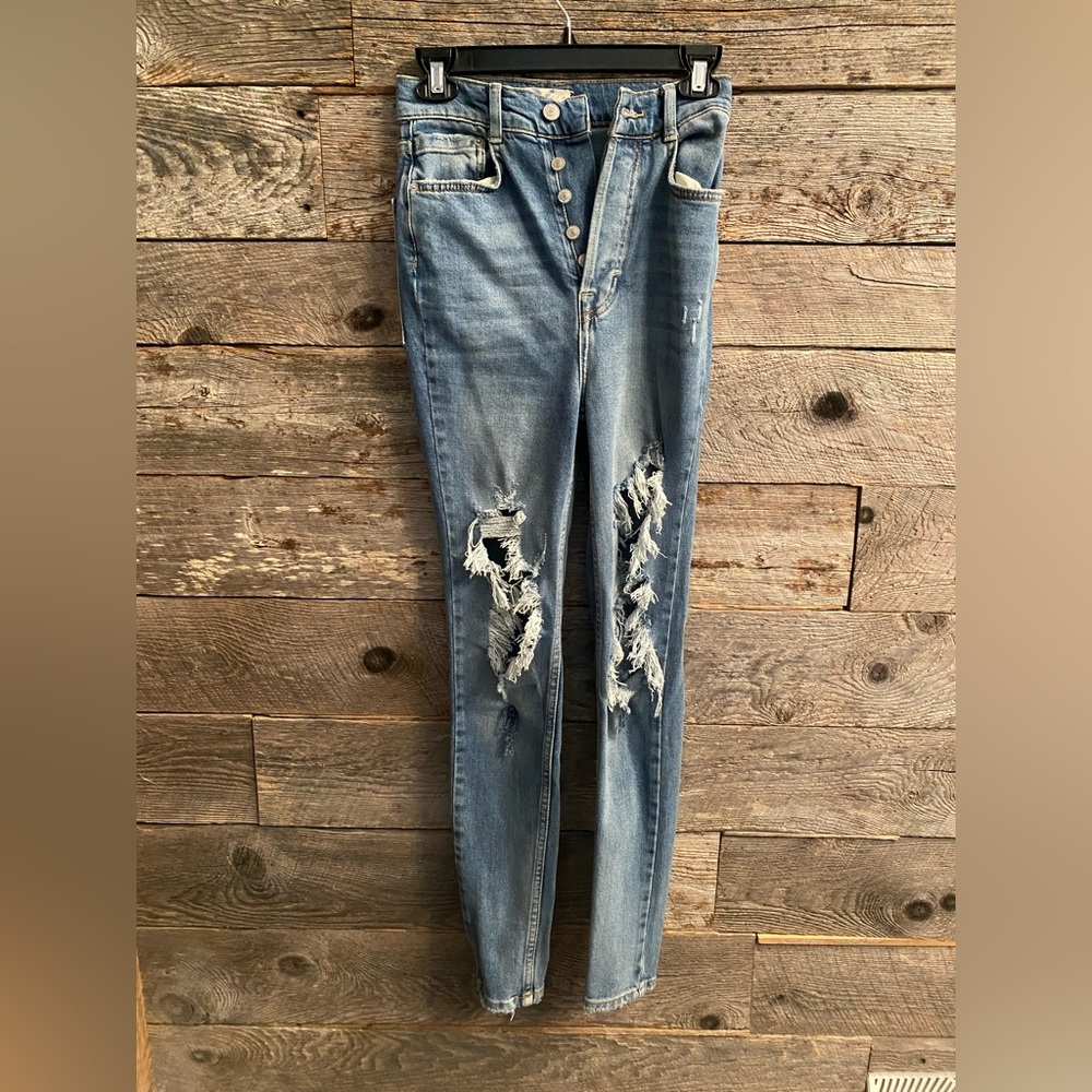 Wee The Free- Super High Rise Distressed Jeans